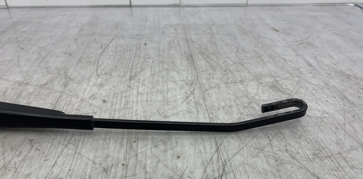 Bras essuie-glace avant gauche MERCEDES CLASSE M 163 PHASE 2 occasion