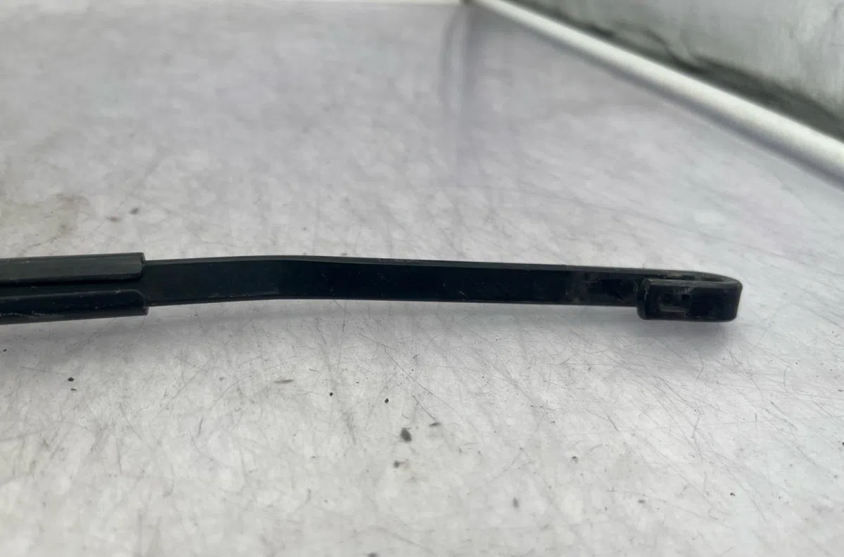 Bras essuie-glace avant gauche NISSAN QASHQAI 2 PHASE 1 occasion