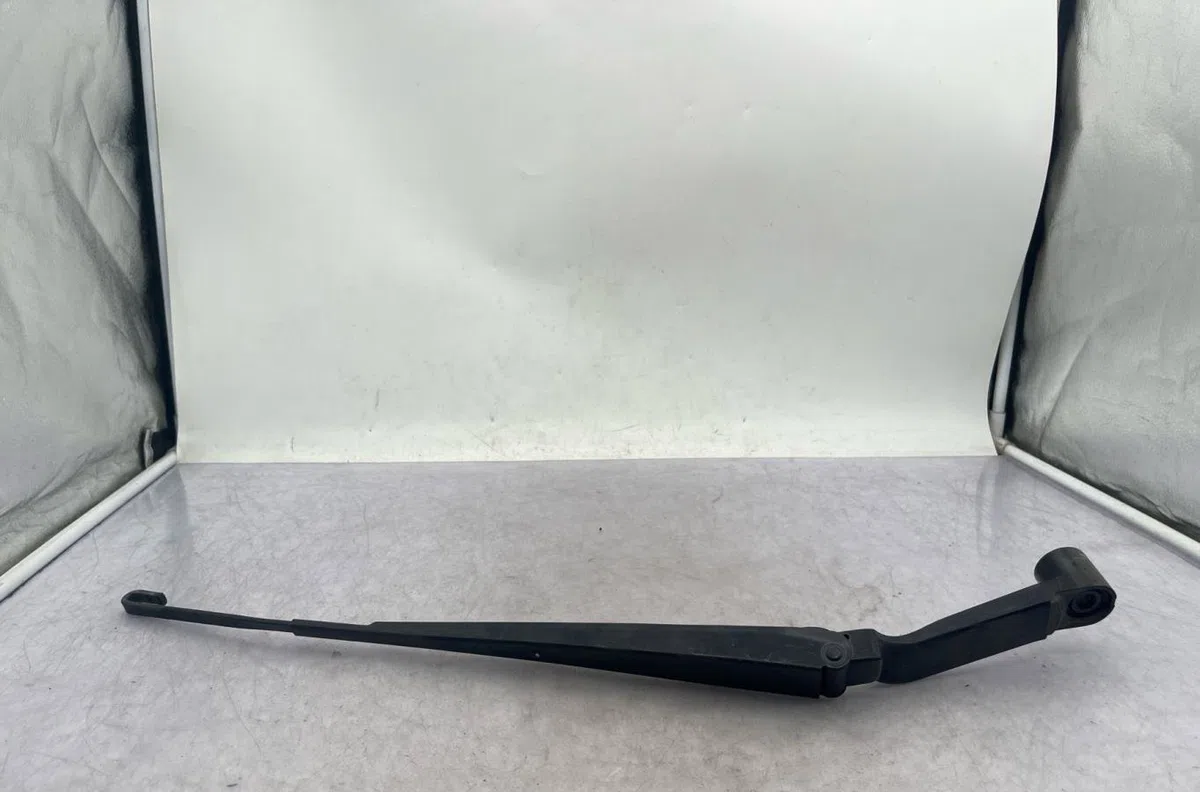 Bras essuie-glace avant gauche NISSAN QASHQAI 2 PHASE 1 occasion — photo 2
