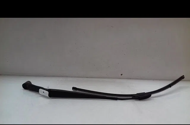 Bras essuie-glace avant gauche Nissan QASHQAI II SUV (J11, J11_) 1.2 dig-t (2013) occasion — photo 3