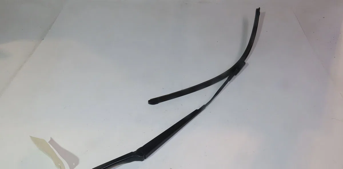 Bras essuie-glace avant gauche Opel ASTRA J (P10) 1.7 cdti (68) (2009-2015) occasion
