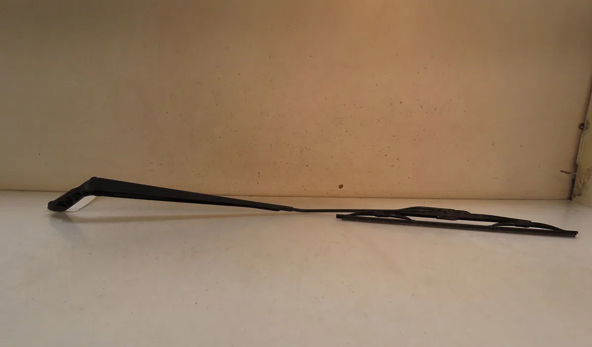 Bras essuie-glace avant gauche Peugeot 206 (2L_, 2M_) 1.4 hdi eco 70 (2009-2013) 5 portes occasion — photo 2