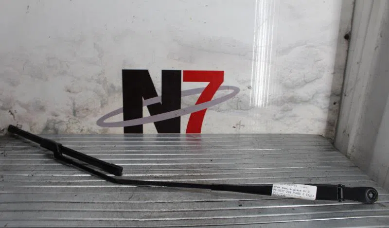 Bras essuie-glace avant gauche PEUGEOT 208 1 PHASE 2 occasion