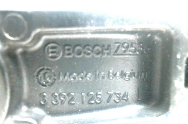 Bras essuie-glace avant gauche Peugeot 5008 (0U_, 0E_) 2.0 hdi 150 - bluehdi 150 (2009-2017) 5 portes occasion — photo 3