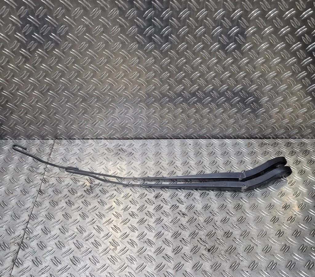 Bras essuie-glace avant gauche Peugeot EXPERT Camionnette (VF3A_, VF3U_, VF3X_) 1.6 hdi 90 16v (2007) occasion — photo 2