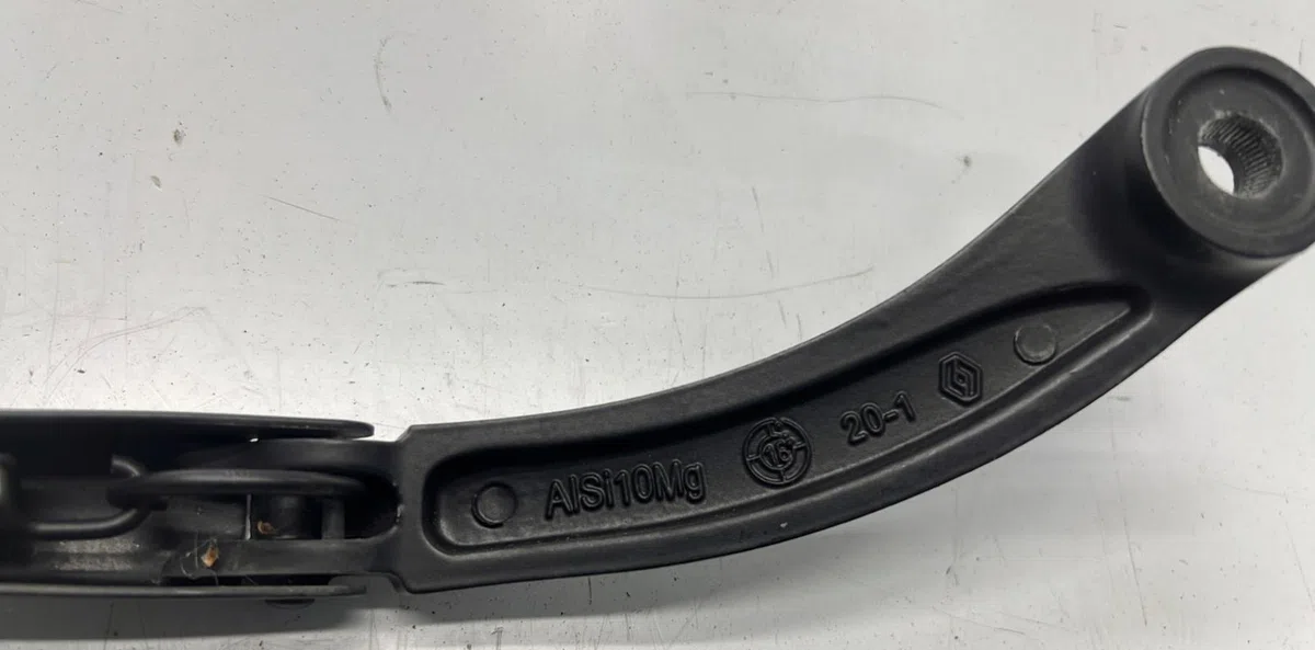 Bras essuie-glace avant gauche RENAULT CAPTUR 1 PHASE 2 occasion