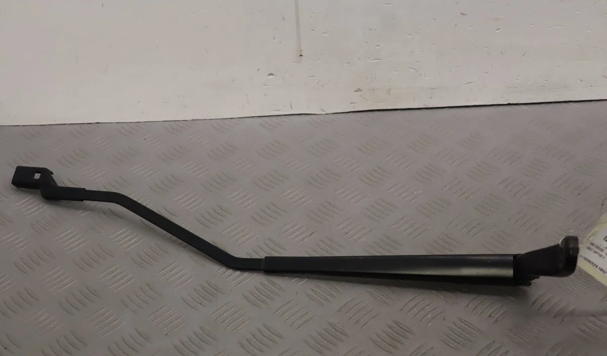 Bras essuie-glace avant gauche Renault CAPTUR II (HF_) Tce 100 (hfmt) (2020) occasion — photo 3