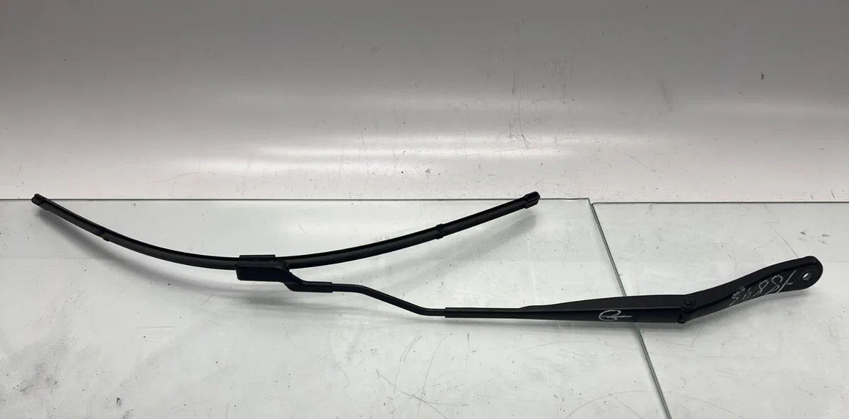 Bras essuie-glace avant gauche RENAULT CLIO 5 PHASE 1 occasion