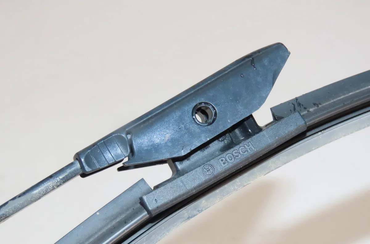 Bras essuie-glace avant gauche Renault CLIO II (BB_, CB_) 1.5 dci (b-cb3m) (2005-2010) 3 portes occasion — photo 3
