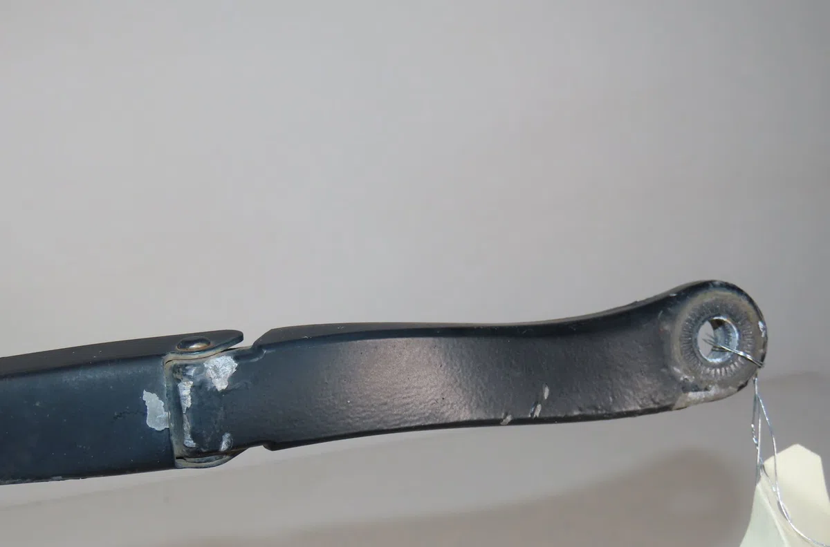 Bras essuie-glace avant gauche Renault CLIO III (BR0-1, CR0-1) 1.5 dci (c-br0g, c-br1g) (2005-2012) 5 portes occasion — photo 4