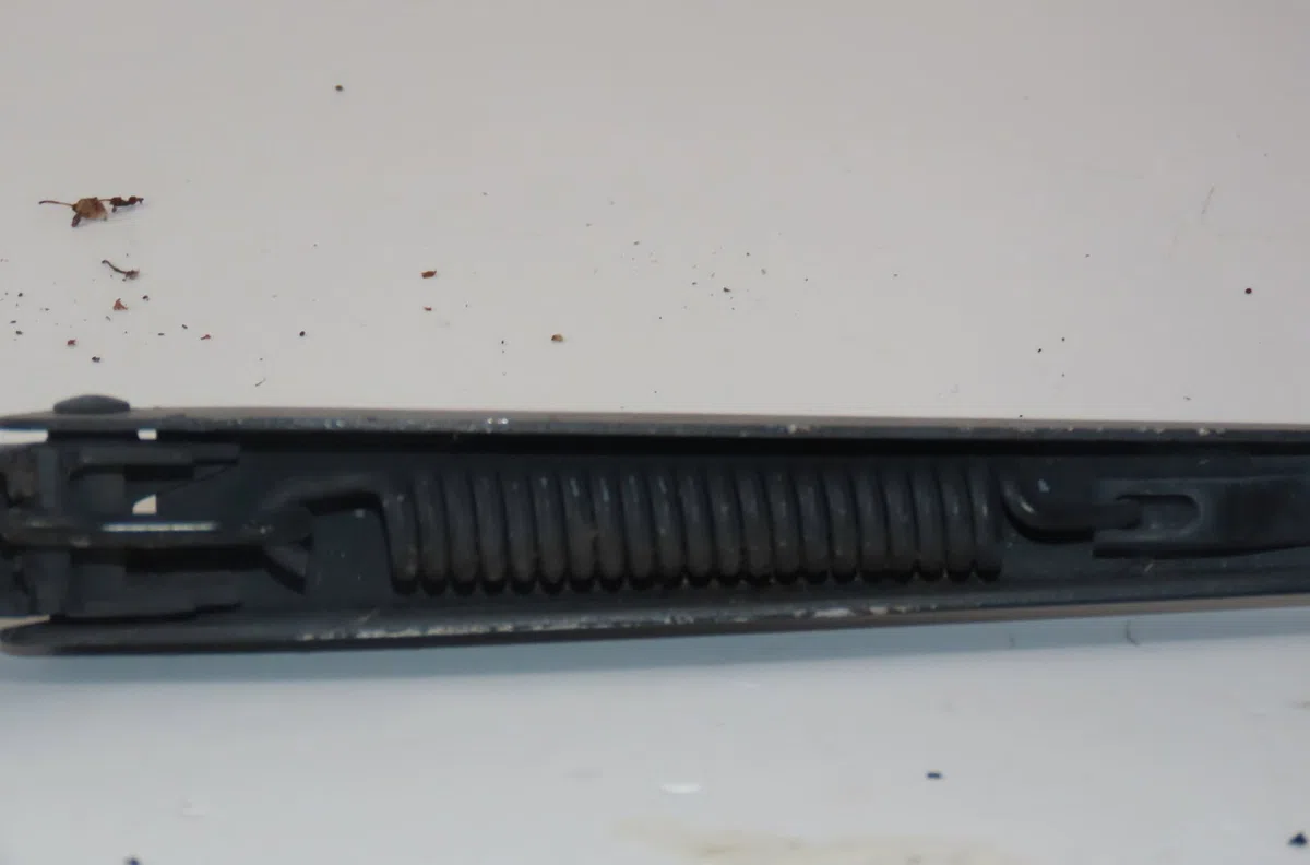 Bras essuie-glace avant gauche Renault CLIO III (BR0-1, CR0-1) 1.5 dci (c-br0g, c-br1g) (2005-2012) 5 portes occasion — photo 3