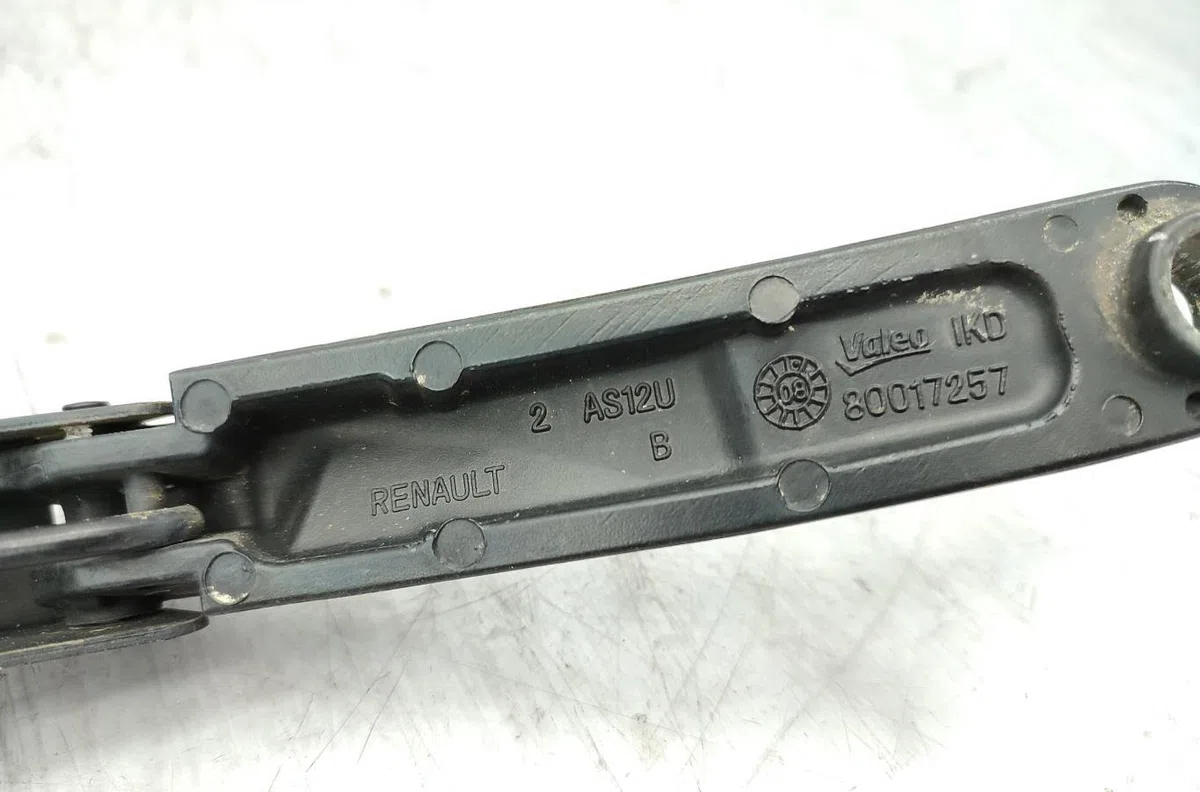 Bras essuie-glace avant gauche RENAULT LAGUNA 3 PHASE 1 occasion