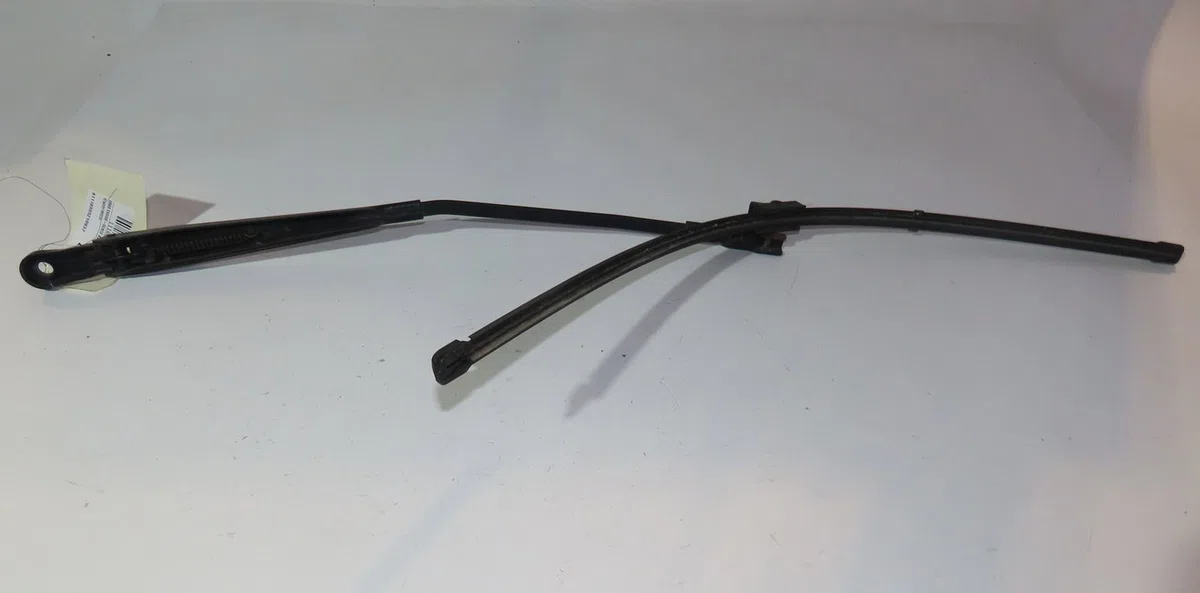 Bras essuie-glace avant gauche Renault MODUS - GRAND MODUS (F-JP0_) 1.5 dci (fp0d, jp0d) (2004) occasion
