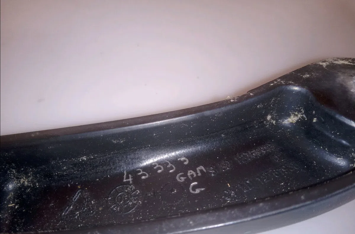 Bras essuie-glace avant gauche Saab 9-3 Break (E50) 1.9 tid (2005-2015) occasion — photo 2