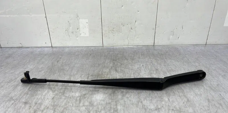 Bras essuie-glace avant gauche VOLKSWAGEN GOLF 5 occasion