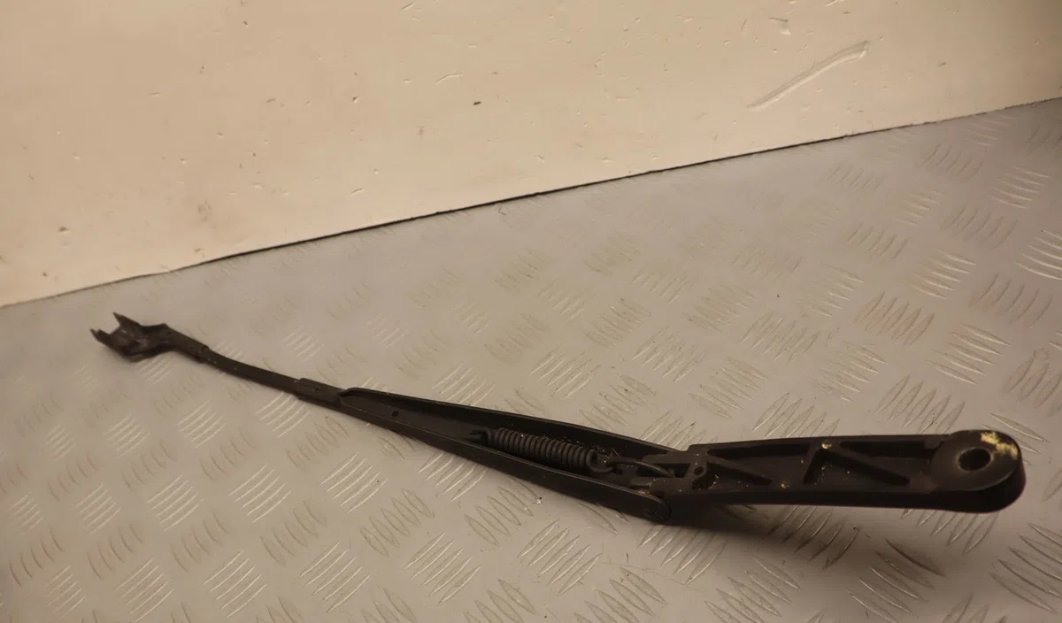 Bras essuie-glace avant gauche Volkswagen GOLF VI (5K1) 1.6 tdi (2009-2012) 5 portes occasion — photo 2