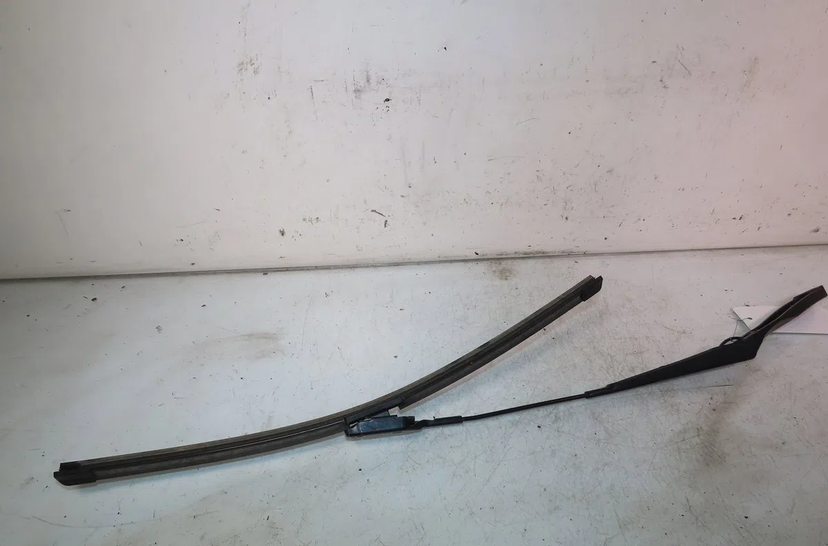 Bras essuie-glace avant gauche Volkswagen POLO (9N_, 9A_) 1.2 12v (2001-2007) 5 portes occasion — photo 2