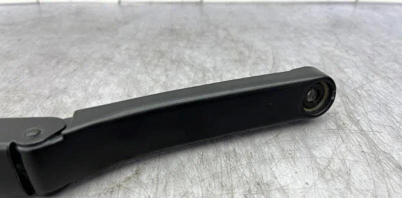 Bras essuie-glace avant gauche VOLKSWAGEN TOURAN 3 occasion — photo 2