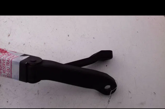 Bras essuie-glace avant Honda CIVIC VI Hatchback (EJ, EK) 1.4 i s (ej9) (1995-2001) occasion — photo 2