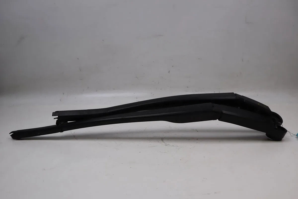 Bras essuie-glace avant Honda CIVIC VIII Hatchback (FN, FK) 1.8 (fn1, fk2) (2005) occasion
