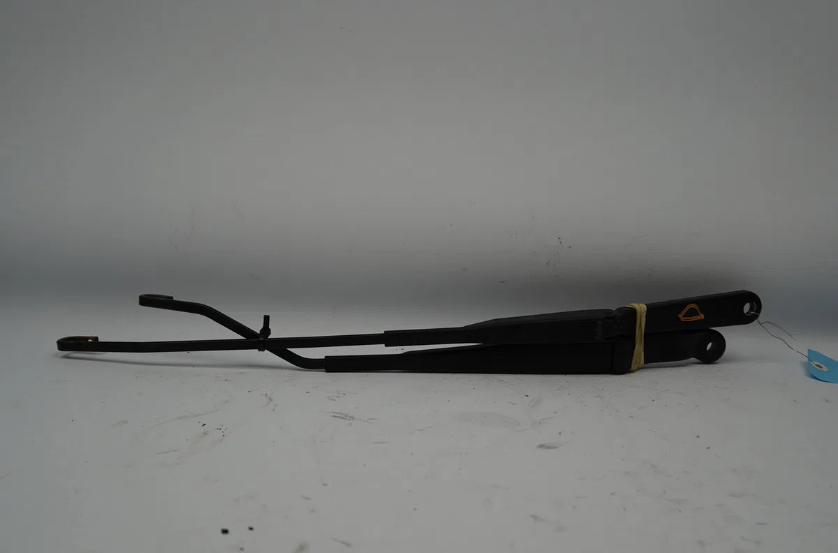Bras essuie-glace avant Peugeot 406 (8B) 2.0 hdi 110 (1998-2001) 4 portes occasion