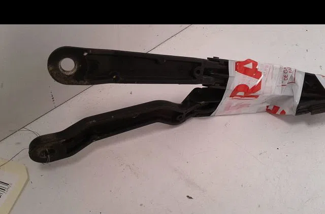 Bras essuie-glace avant Renault ESPACE IV (JK0-1_) 1.9 dci (jk0u) (2003-2005) 5 portes occasion — photo 2