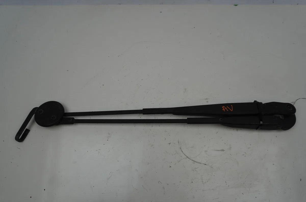 Bras essuie-glace avant Renault TWINGO I (C06_) 1.2 16v (c06c, c06d, c06k) (2001-2007) 3 portes occasion — photo 2