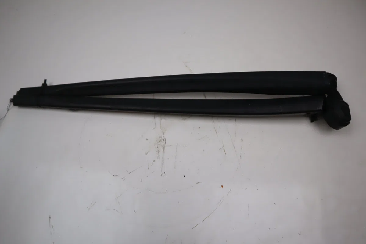 Bras essuie-glace avant Seat LEON (1P1) 2.0 tdi 16v (2005-2012) occasion — photo 4