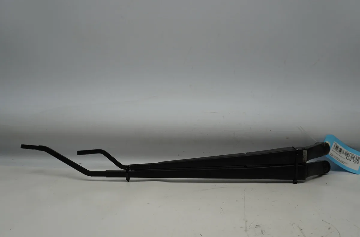 Bras essuie-glace avant Toyota COROLLA Verso (ZER_, ZZE12_, R1_) 2.2 d-4d (aur10_) (2005-2009) 5 portes occasion