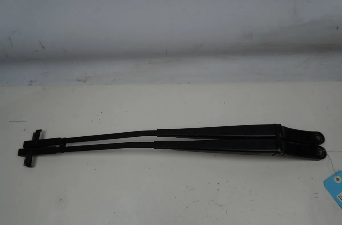 Bras essuie-glace avant Volkswagen TOURAN (1T1, 1T2) 2.0 tdi 16v (2003-2010) 5 portes occasion — photo 2
