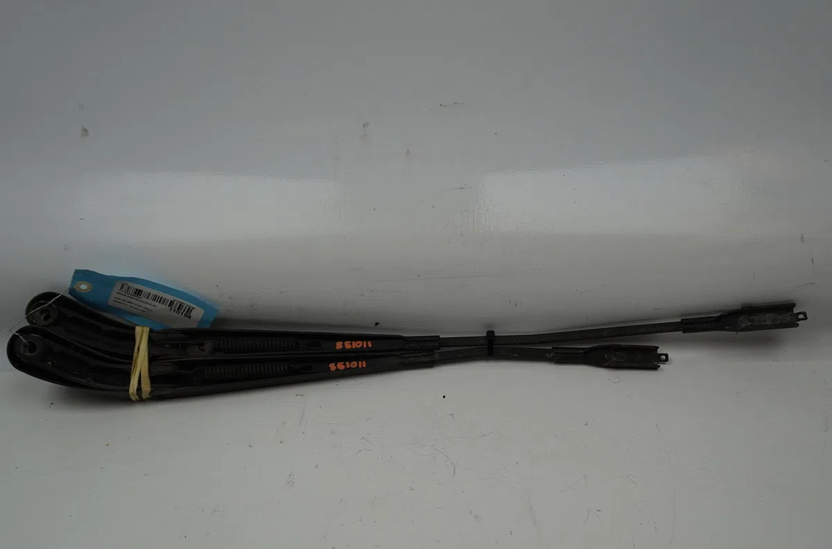 Bras essuie-glace avant Volvo S60 I (384) 2.4 d (2001-2010) occasion — photo 2