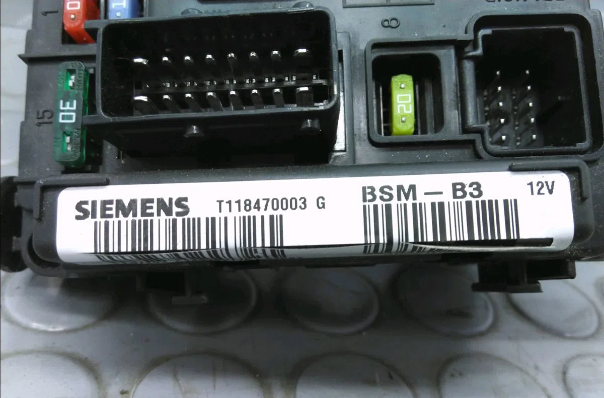 Bsm (boitier servitude moteur) Citroen C2 (JM_) 1.1 (2003-2012) 3 portes occasion