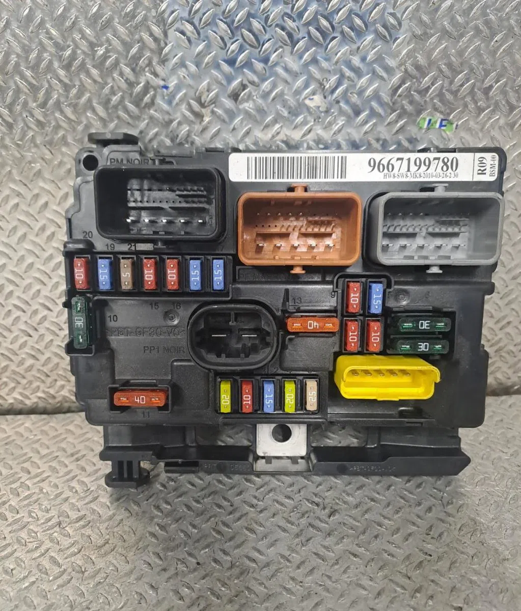 Bsm (boitier servitude moteur) CITROEN C3 2 PHASE 1 occasion — photo 3