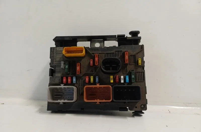 Bsm (boitier servitude moteur) CITROEN C3 2 PHASE 2 occasion — photo 2
