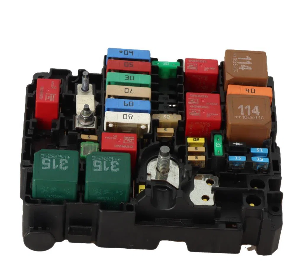 Bsm (boitier servitude moteur) CITROEN C3 3 PHASE 1 occasion