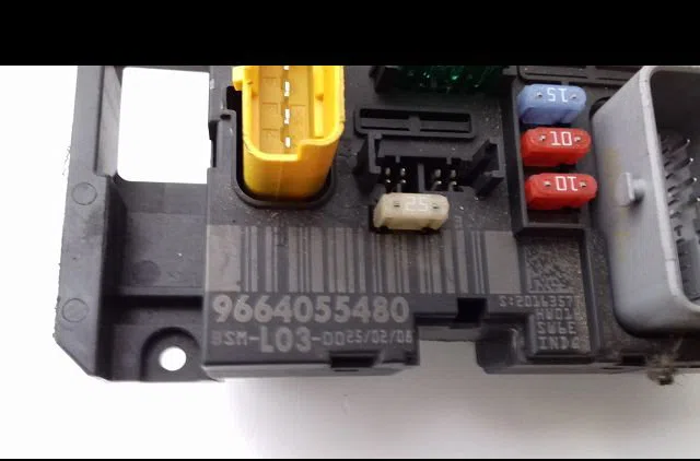 Bsm (boitier servitude moteur) Citroën C3 I (FC_, FN_) 1.4 i (2002-2010) 5 portes occasion — photo 3