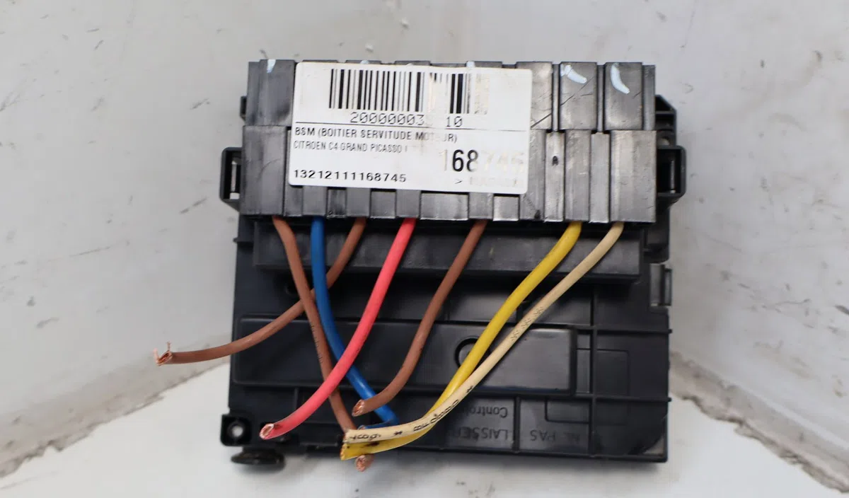 Bsm (boitier servitude moteur) Citroen C4 GRAND PICASSO I (UA_) 1.6 hdi 110 (2010-2013) occasion — photo 4