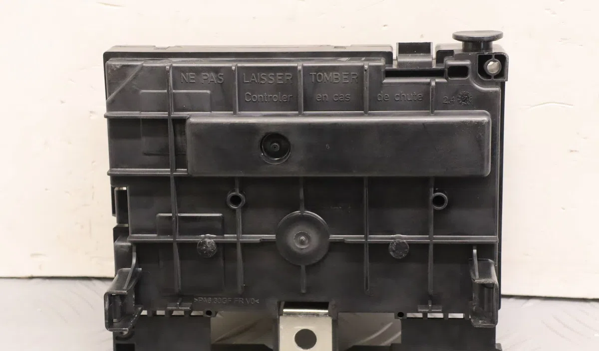 Bsm (boitier servitude moteur) Citroen C4 PICASSO I Monospace (UD_) 1.6 hdi (2007-2013) 5 portes occasion — photo 3