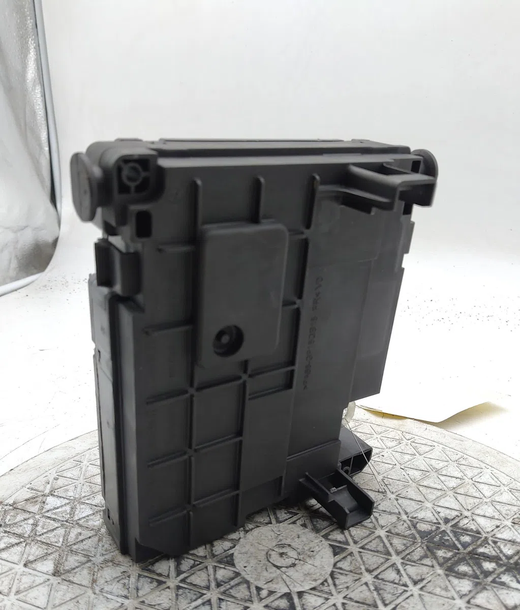 Bsm (boitier servitude moteur) CITROEN C4 PICASSO II occasion — photo 2