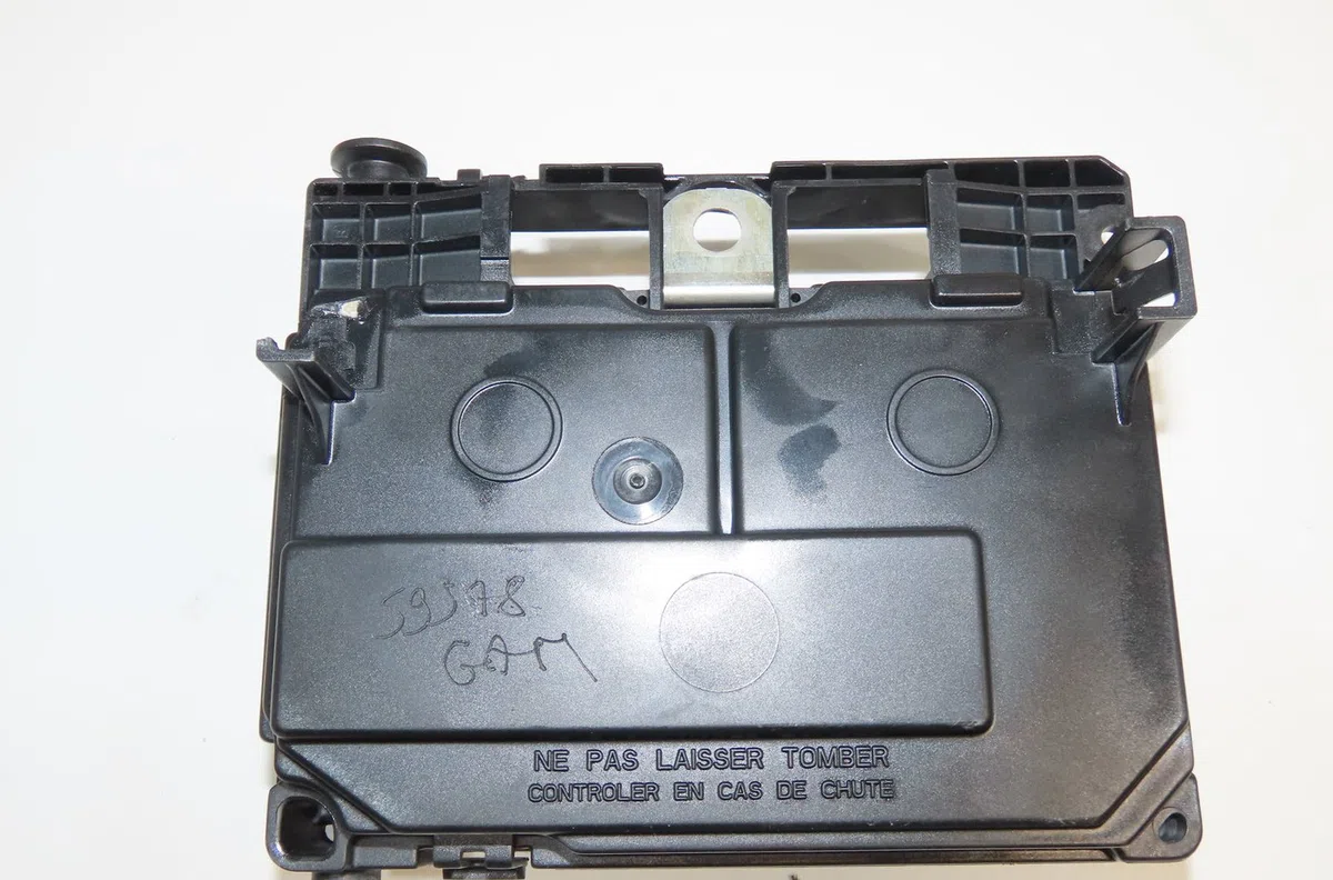 Bsm (boitier servitude moteur) Citroen C5 II (RC_) 1.6 hdi (rc8hzb) (2004-2008) occasion — photo 3