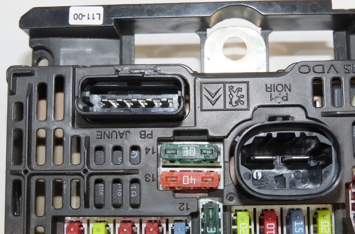Bsm (boitier servitude moteur) Citroen C5 II (RC_) 1.6 hdi (rc8hzb) (2004-2008) occasion — photo 4
