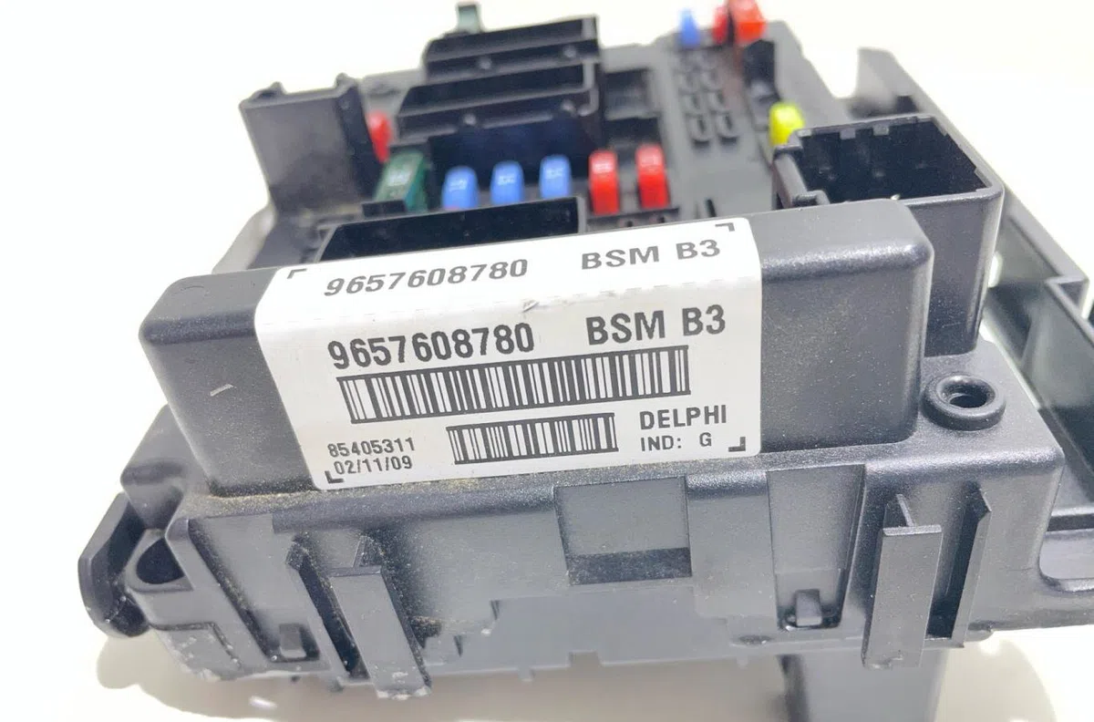 Bsm (boitier servitude moteur) Citroen XSARA PICASSO (N68) 1.6 hdi (2004-2011) occasion — photo 2