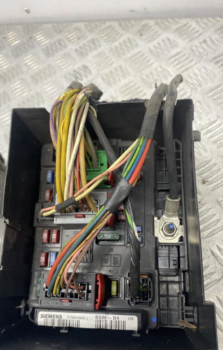 Bsm (boitier servitude moteur) CITROEN XSARA PICASSO PHASE 1 occasion — photo 3
