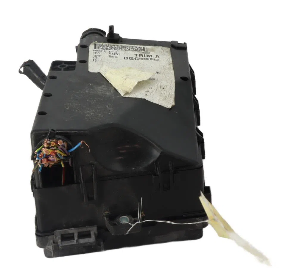 Bsm (boitier servitude moteur) Ford FOCUS III 2.0 tdci (2010-2014) occasion — photo 3