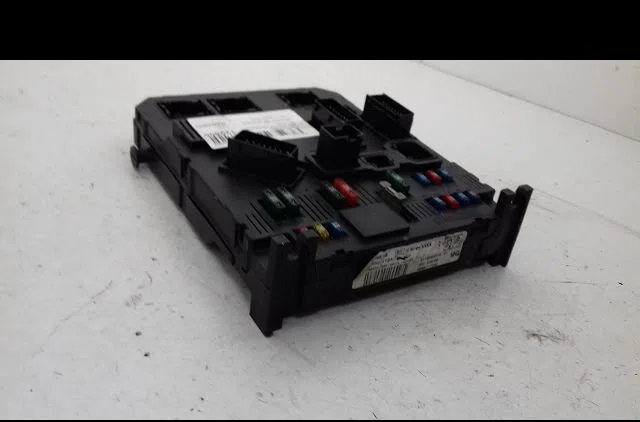 Bsm (boitier servitude moteur) Peugeot 206 3-5 portes (2A-C) 1.4 i (1998-2012) 3 portes occasion