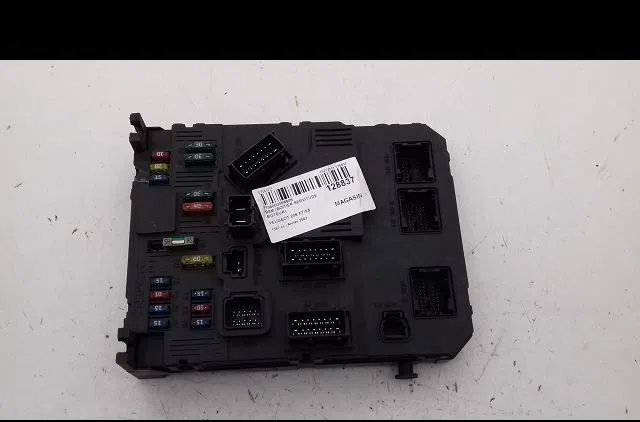 Bsm (boitier servitude moteur) Peugeot 206 3-5 portes (2A-C) 1.6 16v (2000-2009) 3 portes occasion — photo 2