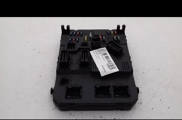 Bsm (boitier servitude moteur) Peugeot 206 3-5 portes (2A-C) 1.6 16v (2000-2009) 3 portes occasion — photo 3