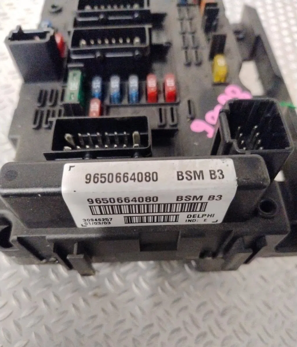 Bsm (boitier servitude moteur) Peugeot 206 3-5 portes (2A-C) 1.6 16v (2000-2009) 3 portes occasion — photo 4