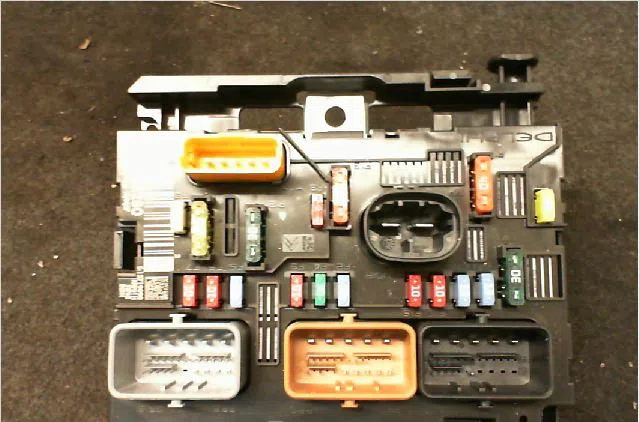 Bsm (boitier servitude moteur) Peugeot 207-207 (WA_, WC_) 1.4 16v (2006-2013) 3 portes occasion
