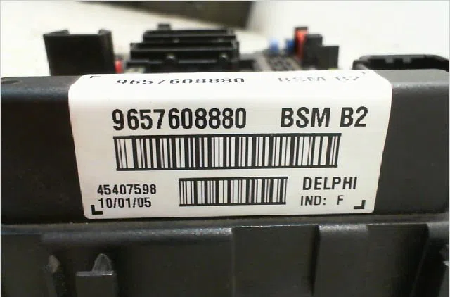 Bsm (boitier servitude moteur) Peugeot 307 (3A-C) 1.6 hdi 110 (2004-2009) 5 portes occasion — photo 3